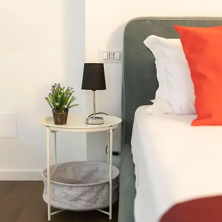 Disciplini Duplex Μιλάνο